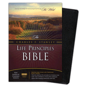 NASB Charles F. Stanley Life Principles Bible - Genuine Leather Black:  Charles F. Stanley: 9780718025038