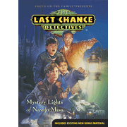 Last Chance Detectives #1: Mystery Lights of Navajo Mesa: 9781414300108
